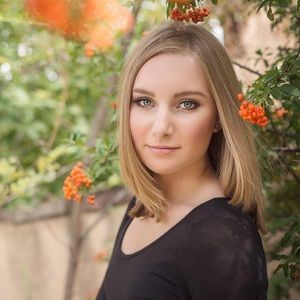 Meet your Posher, Brooke